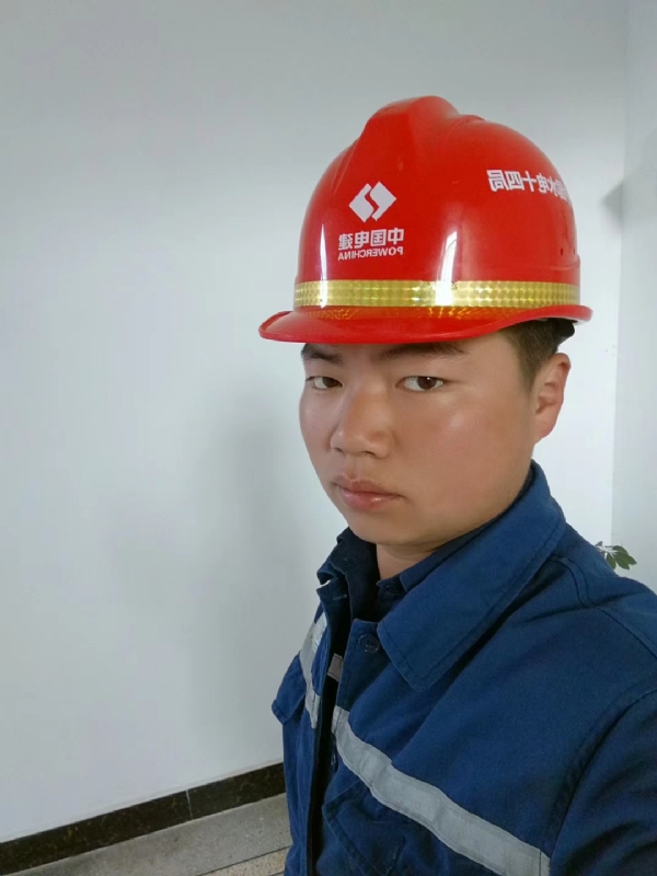 小公牛的第一张照片--迪庆认干亲服务网